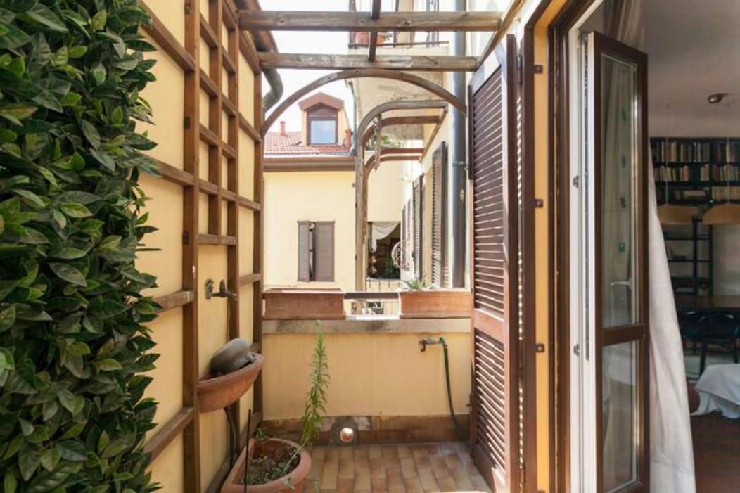 Porta Ticinese Cozy Apartment Con Balcone มิลาน ภายนอก รูปภาพ